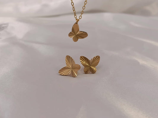 Conjunto de joyas Collar de mariposa ypendientes Mariposa a juego en Oro 18K (PVD) para mujeres