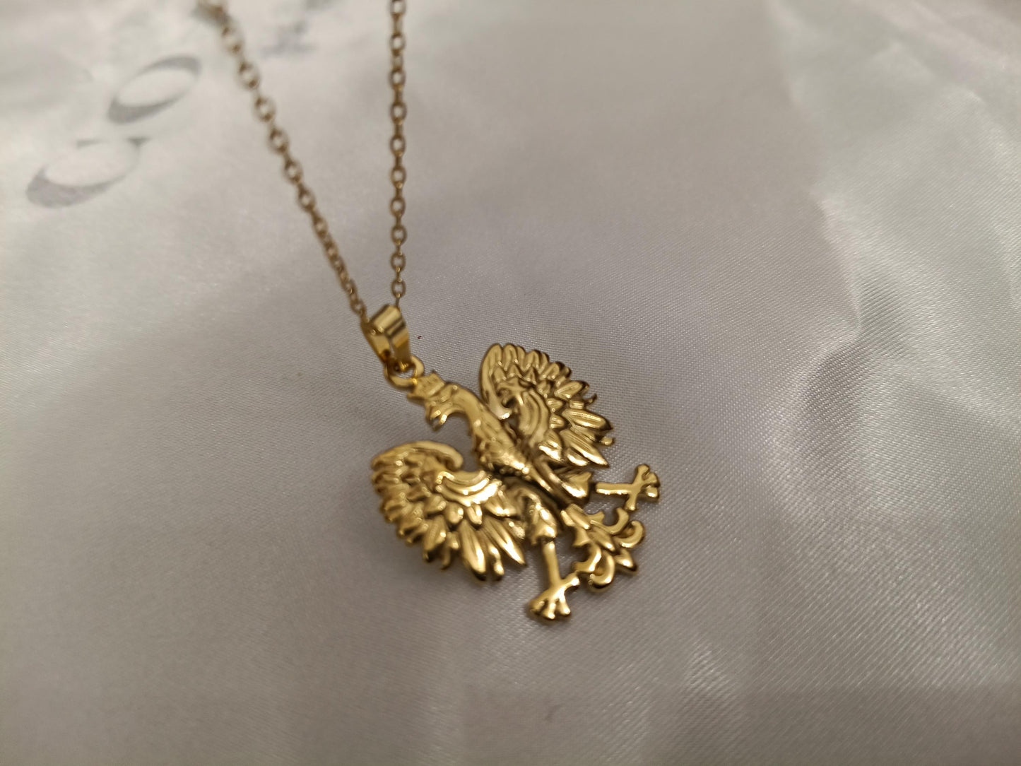 Collar con cogante fenix en acero inoxidable en Oro de 18K (Baño PVD) - Cadena de 16" 40cm mas extension de 5cm regalo para ella