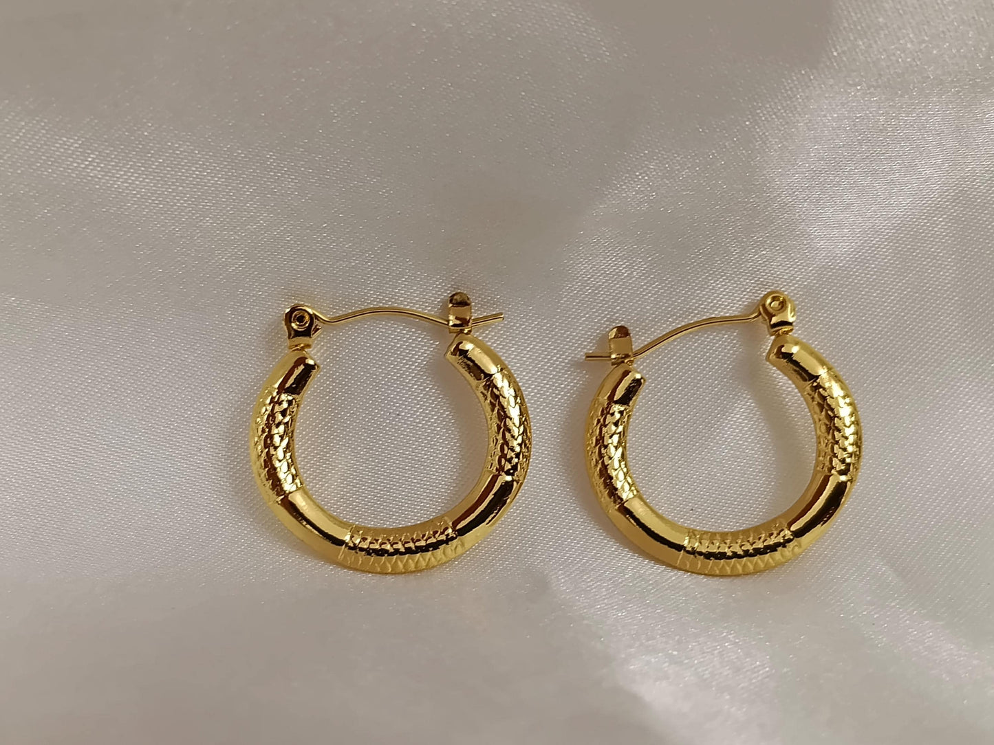 Real solid gold 18Ksquare hoops earrings with moissanite diamond,14K solid gold earrings for Daily Wear for menbscero