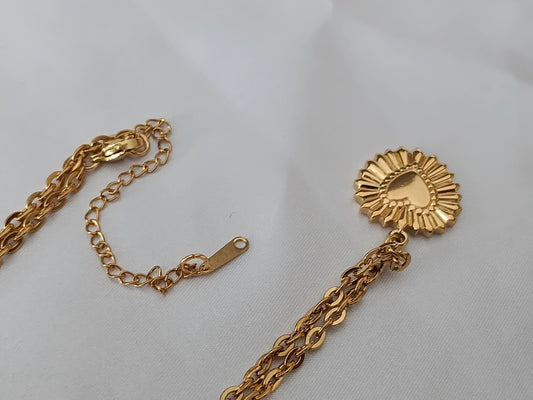 Collar de Acero Inoxidable Oro 18K colgante de Cruz medalla con corazon 40cm + Extensión 5cm (16"+2") para mujeres