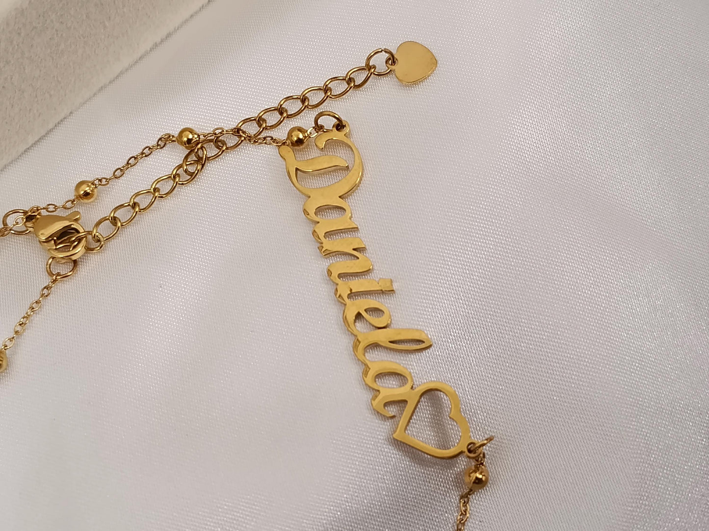 Collar con nombre personalizado acero inoxidable en Oro 18K (PVD) - 18" + 2" Ajustable para mujeres