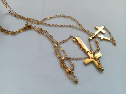 Collar Doble Cadena con Cruz Pulida en Oro 18K (PVD) - Acero Inoxidable - Ajustable para mujeres
