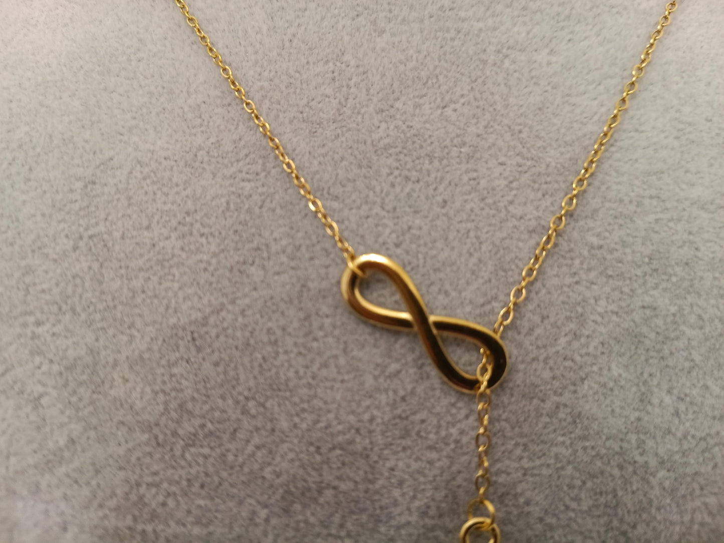 Collar Lariat Infinito y Cruz en Oro de 18K (PVD) - Acero Pulido Espejo - 18" 45cm para mujeres