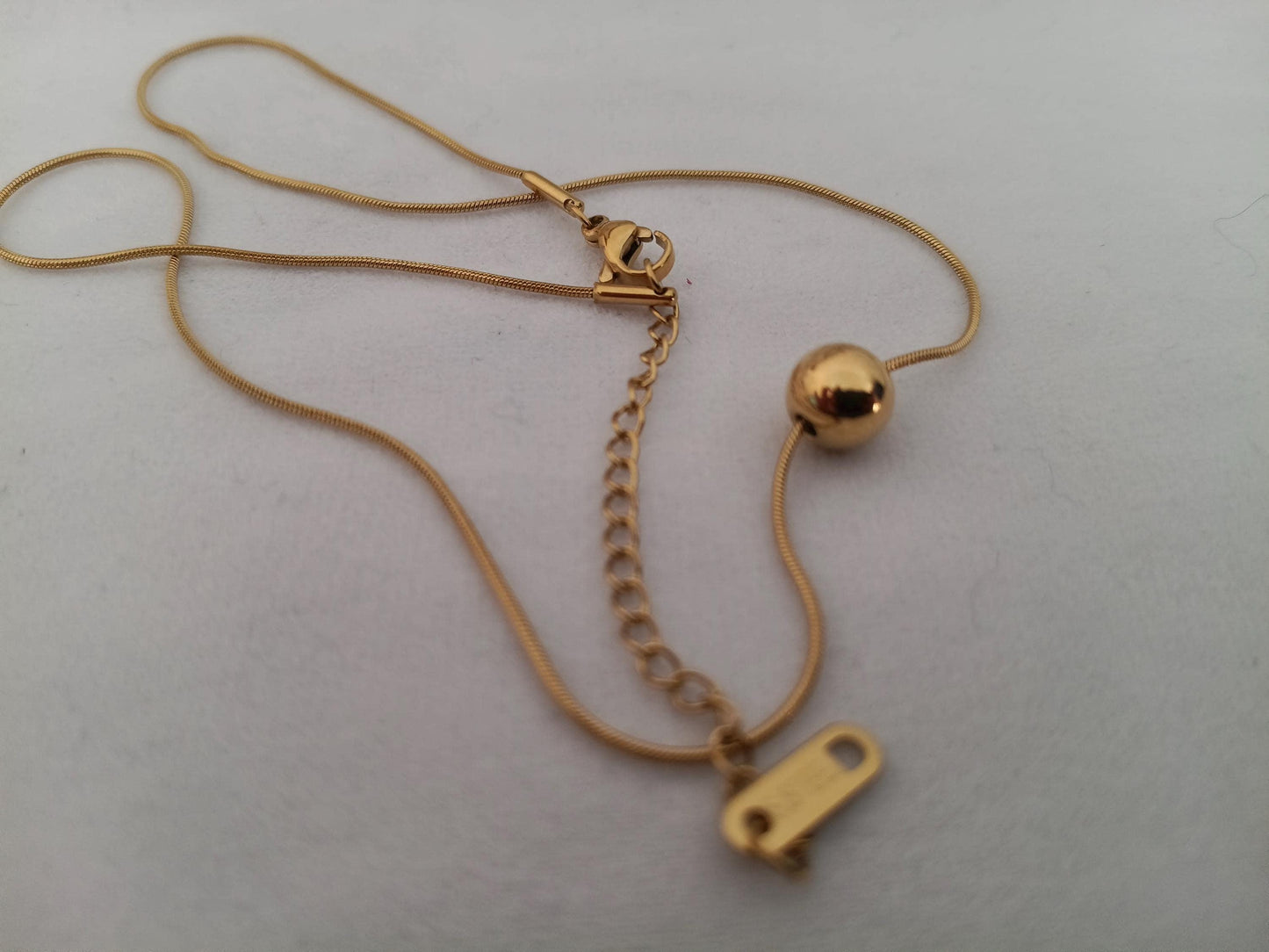 Collar con Colgante de Bola Pulida en Oro 18K (PVD) - Cadena Serpiente - 16" + 2"/40cm+5cm extension para mujeres