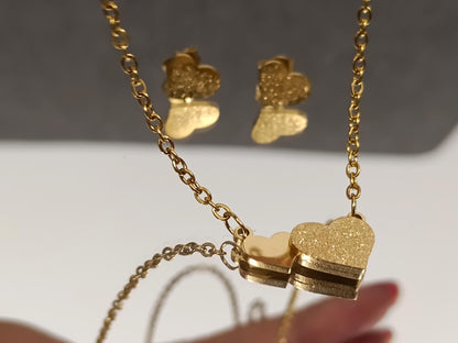Conjunto de joyería: Collar y pendientes "Corazón Mate", acero inoxidable con baño de oro de 18K regalo para ella