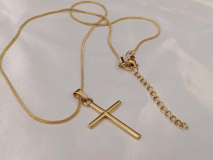 Collar con cruz liso acero inoxidable oro bañado 18K regalo para ella