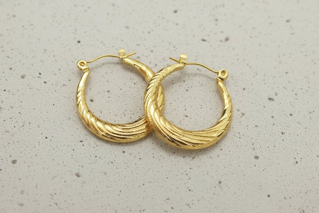 Pendientes de aros Ovaladas Clásicas en Acero Inoxidable con Baño de Oro 18K (Medida 20mm) regalo para ella