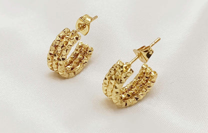 Pendientes de medio aro con relieve diamantado estilo italiano, acero inoxidable con baño de oro 18K regalo para ella