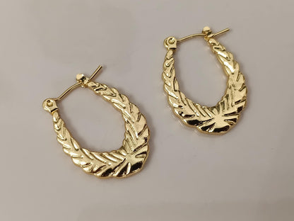 Pendientes de aro ovalados de estilo italiano, acero inoxidable con baño de oro de 18K y efecto brillante para ella