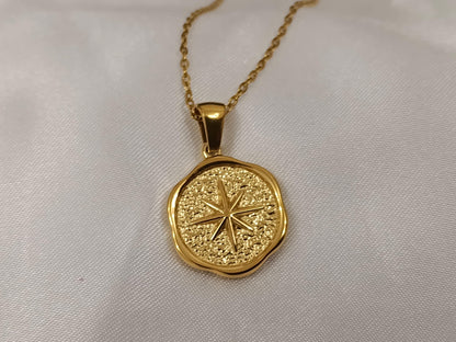 Collar Hexágono Estrella polar en Oro 18K (PVD) - Acero Inoxidable - 16" + Extensión para mujeres