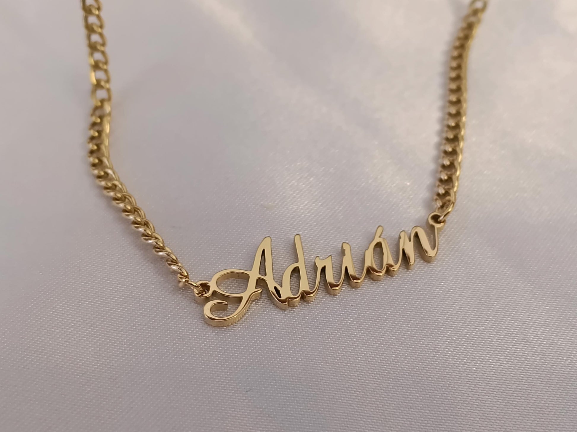 Collar Personalizado con Nombre para Hombre, Acero Inoxidable, Baño de Oro 18K (PVD), 50cm, color No Destiñe regalo para el