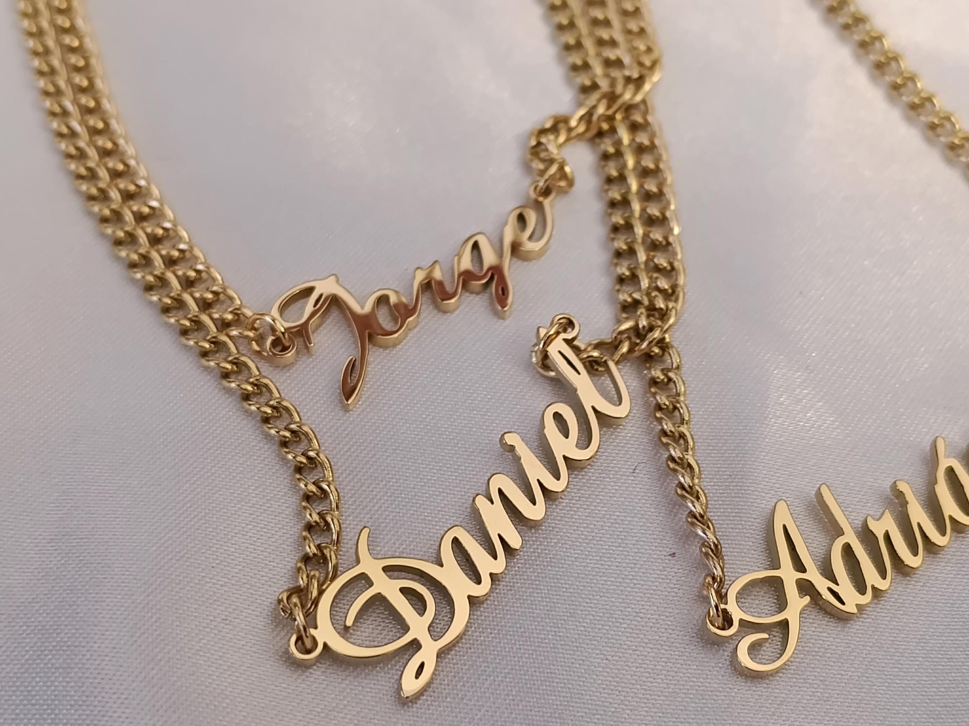 Collar Personalizado con Nombre para Hombre, Acero Inoxidable, Baño de Oro 18K (PVD), 50cm, color No Destiñe regalo para el