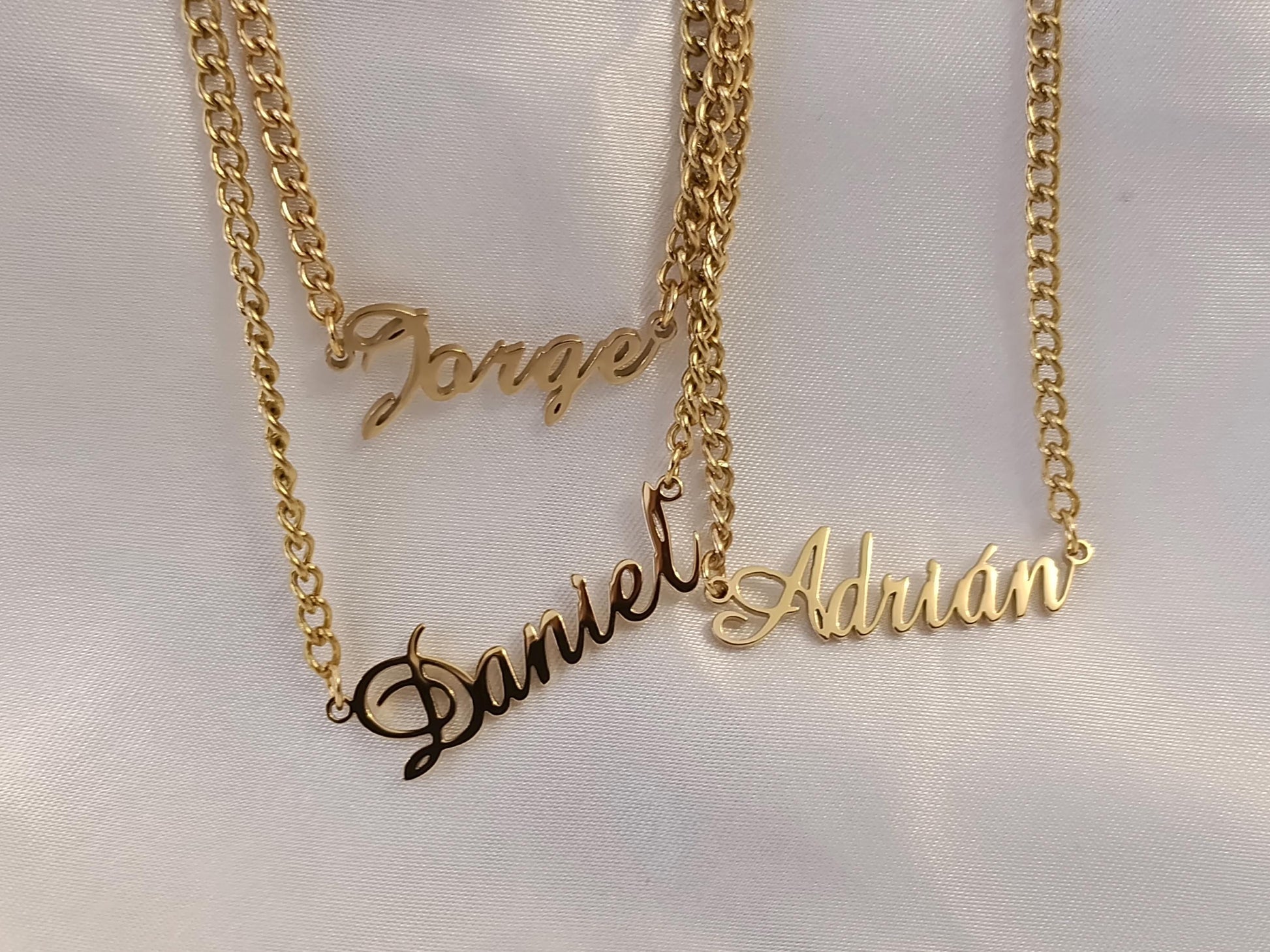 Collar Personalizado con Nombre para Hombre, Acero Inoxidable, Baño de Oro 18K (PVD), 50cm, color No Destiñe regalo para el