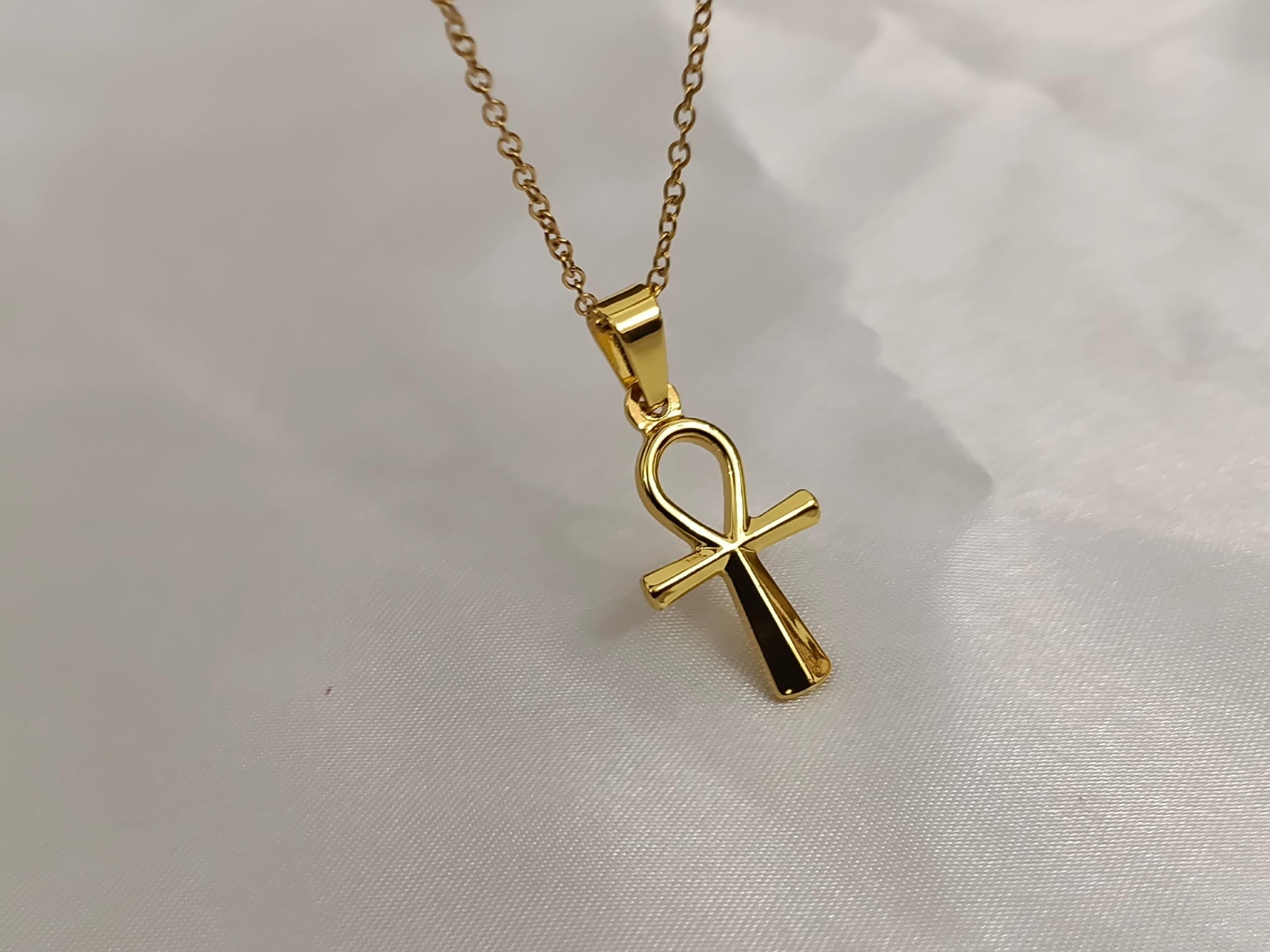 Collar Cruz Egipcia Ankh (45cm) - Acero Inoxidable bañado en Oro 18K Pulido Espejo para ella