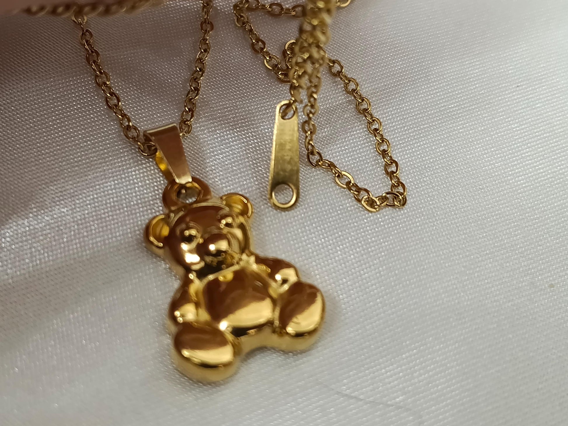 Collar con colgante de oso en Oro de 18K (PVD) - Medalla de Acero Inoxidable - 16" + 2" 40cm mas 5 extension