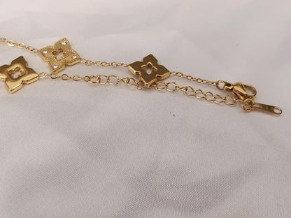 Pulsera Acero Inoxidable trébol con circonitas con Baño de Oro 18K regalos para ella