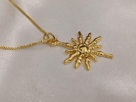 Collar con cadena de caja y colgante sol acero inoxidable oro bañado de 18K con extensión ajustable para mujeres