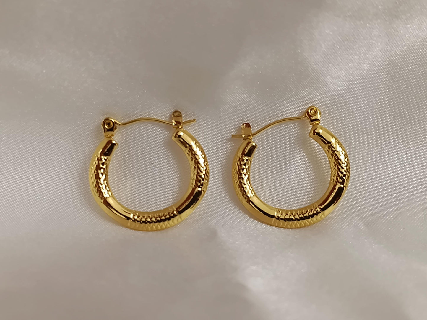 Real solid gold 18Ksquare hoops earrings with moissanite diamond,14K solid gold earrings for Daily Wear for menbscero