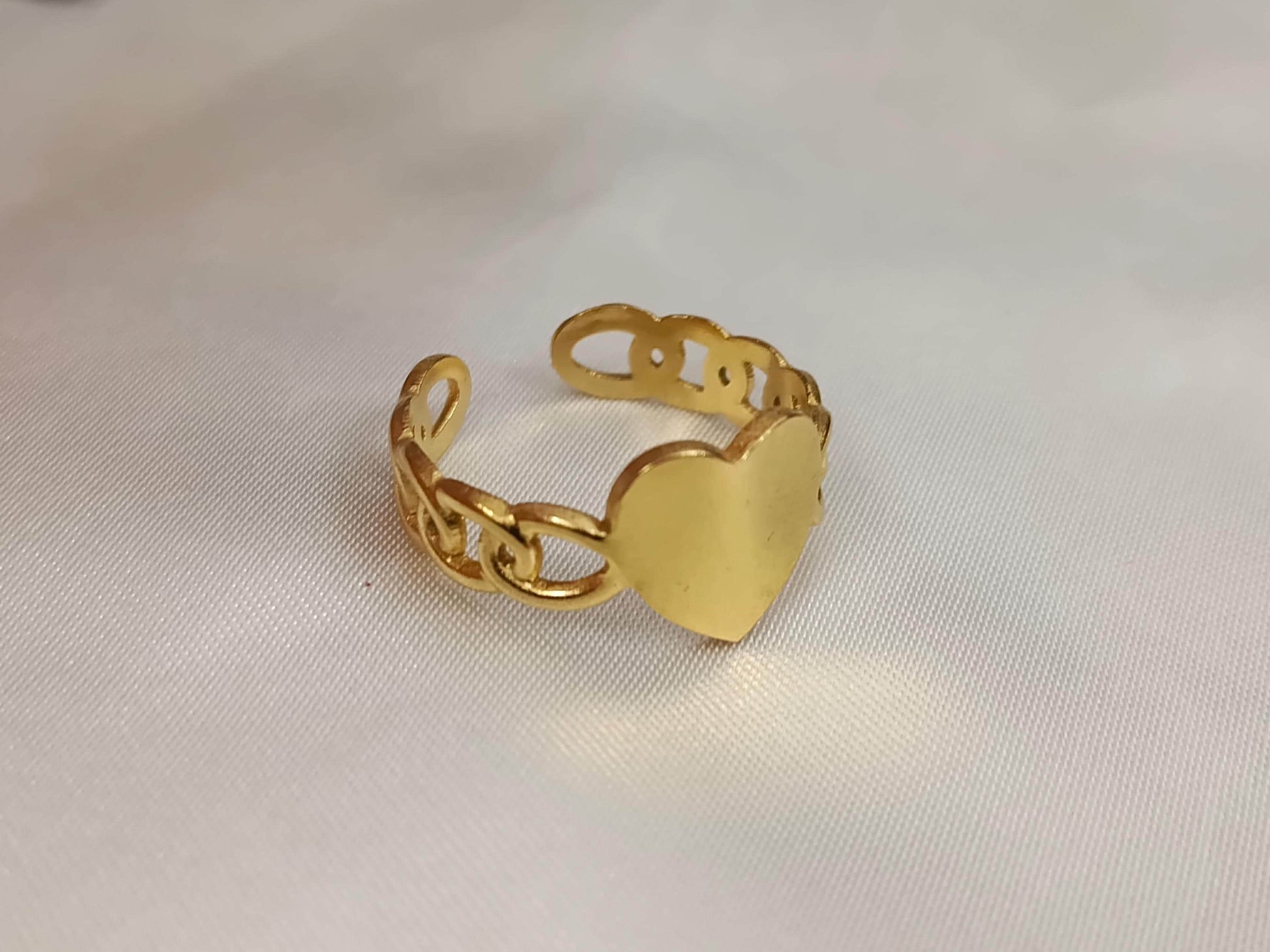 Anillo Abierto Ajustable corazón grande- Acero Inoxidable - bañado en oro 18K para ella