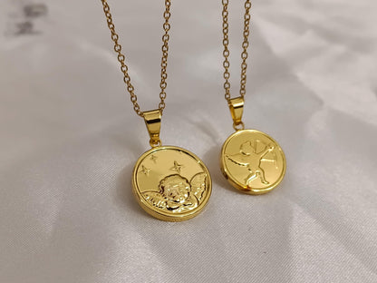 Collar con Colgante moneda de Ángel en Oro 18K (PVD) - 16" + 2" Ajustable para mujeres