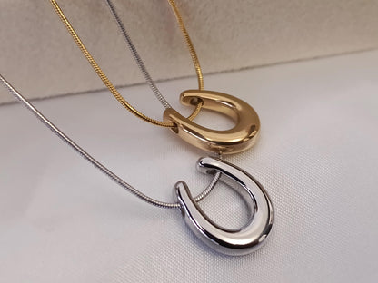 Collar con Colgante Ovalado Pulido en Oro 18K (PVD) - Cadena Serpiente - 16" + 2"/40cm+5cm extension para mujeres