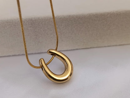 Collar con Colgante Ovalado Pulido en Oro 18K (PVD) - Cadena Serpiente - 16" + 2"/40cm+5cm extension para mujeres