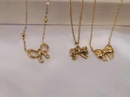 Collar de cuentas con Colgante de Lazo en Acero Inoxidable y Baño de Oro 18K (40cm + Extensión) regalo para ella