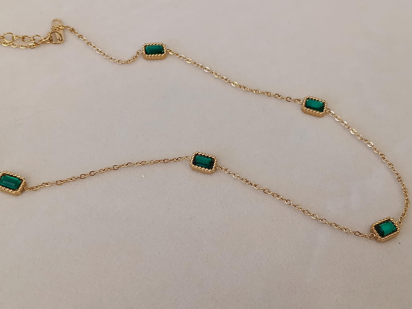 Collar con Cuentas de esmeralda verde acero inoxidable bañado en oro 18K para mujeres