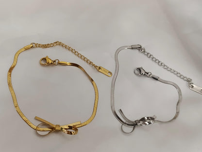 Pulsera con cadena serpiente plana diseño sencillo ajustable acero inoxidable oro bañado 18K para mujeres