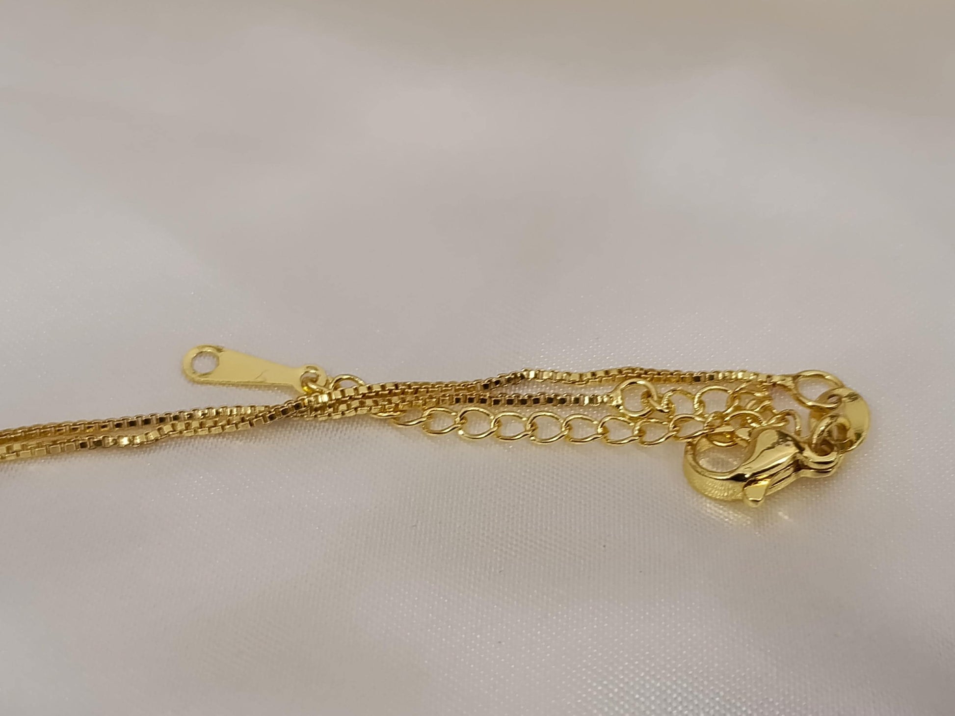 Collar con colgantes de corazones acero inoxidable oro bañado 18K para mujeres