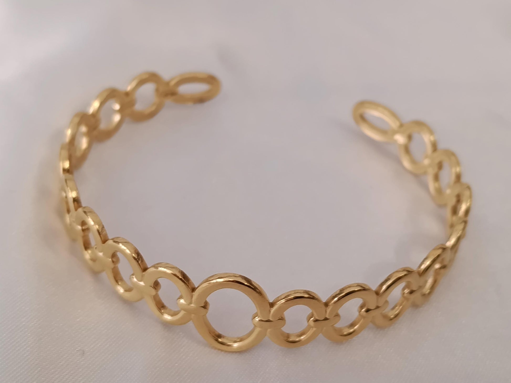 Brazalete pulsera calado ajustable abierto Acero Inoxidable con Baño de Oro 18K regalos para mujeres