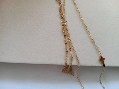 Collar Doble Cadena con Cruz Pulida en Oro 18K (PVD) - Acero Inoxidable - Ajustable para mujeres