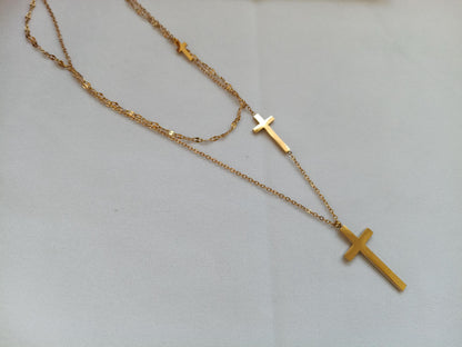 Collar Doble Cadena con Cruz Pulida en Oro 18K (PVD) - Acero Inoxidable - Ajustable para mujeres