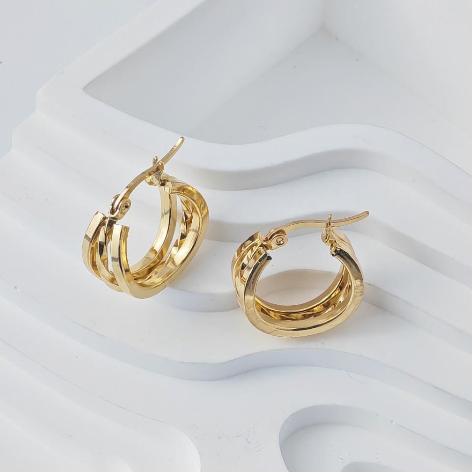 Aretes Aros Anchos Pulidos Efecto Espejo en Oro 18K (PVD) - Acero Inoxidable - Resistentes al Agua para mujeres