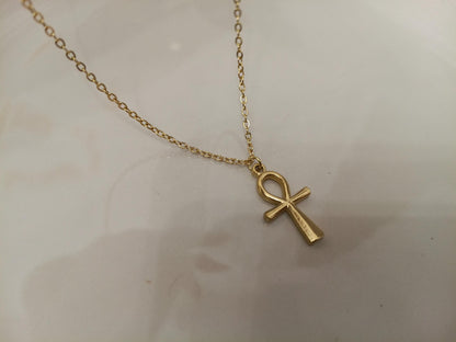 Collar Cruz Egipcia Ankh (45cm) - Acero Inoxidable Chapado en Oro 18K Pulido Espejo para ella