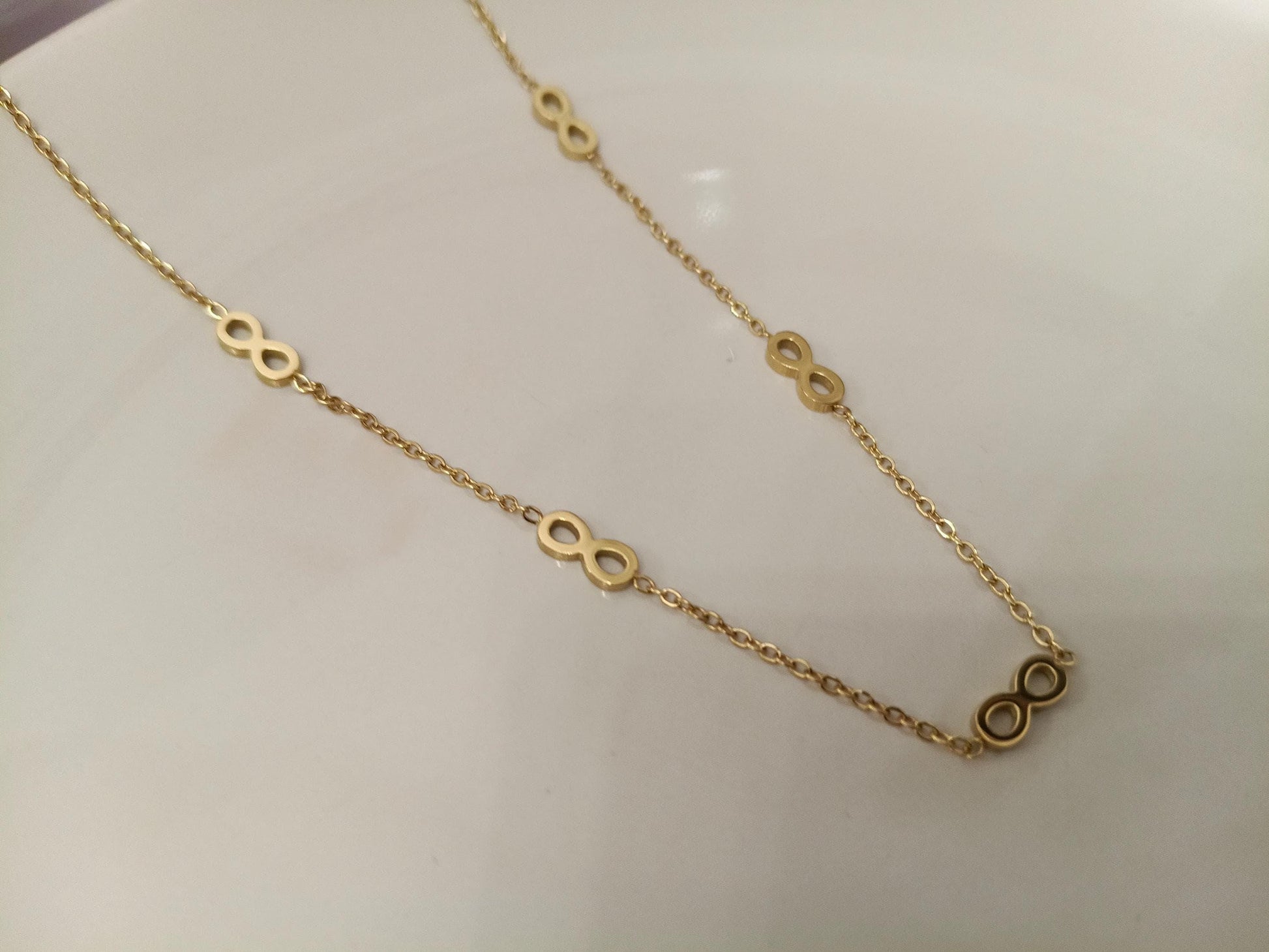 Collar Gargantilla de Acero Inoxidable 18K Oro - Dije Símbolo Infinito con Acabado Espejo - 45cm 17.7 pulgadas para mujeres