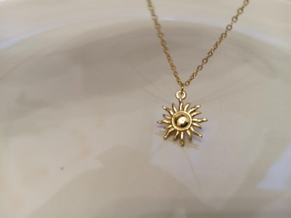 Collar de Acero Inoxidable Oro 18K - colgante de Sol Efecto Espejo - 45cm +5cm Extensión (17.7" + 2").