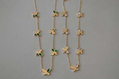 Collar con colgantes de cuentas mariposas verdes en Oro 18K (PVD) - Acero Inoxidable - Ajustable para mujeres