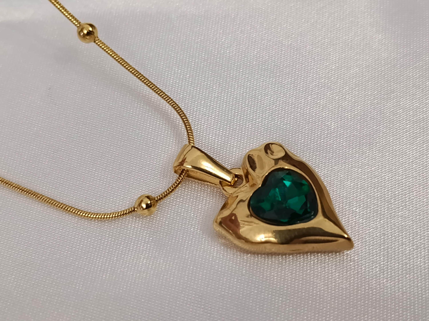Collar de cuentas Colgantes corazones y circonitas rosas verdes en Oro 18K (PVD) - 16" + 2" /40cm +5cm extensión Ajustable para mujeres