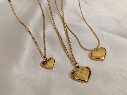 Collar con colgante corazon brillante en Oro 18K (PVD) - Acero Inoxidable para mujeres