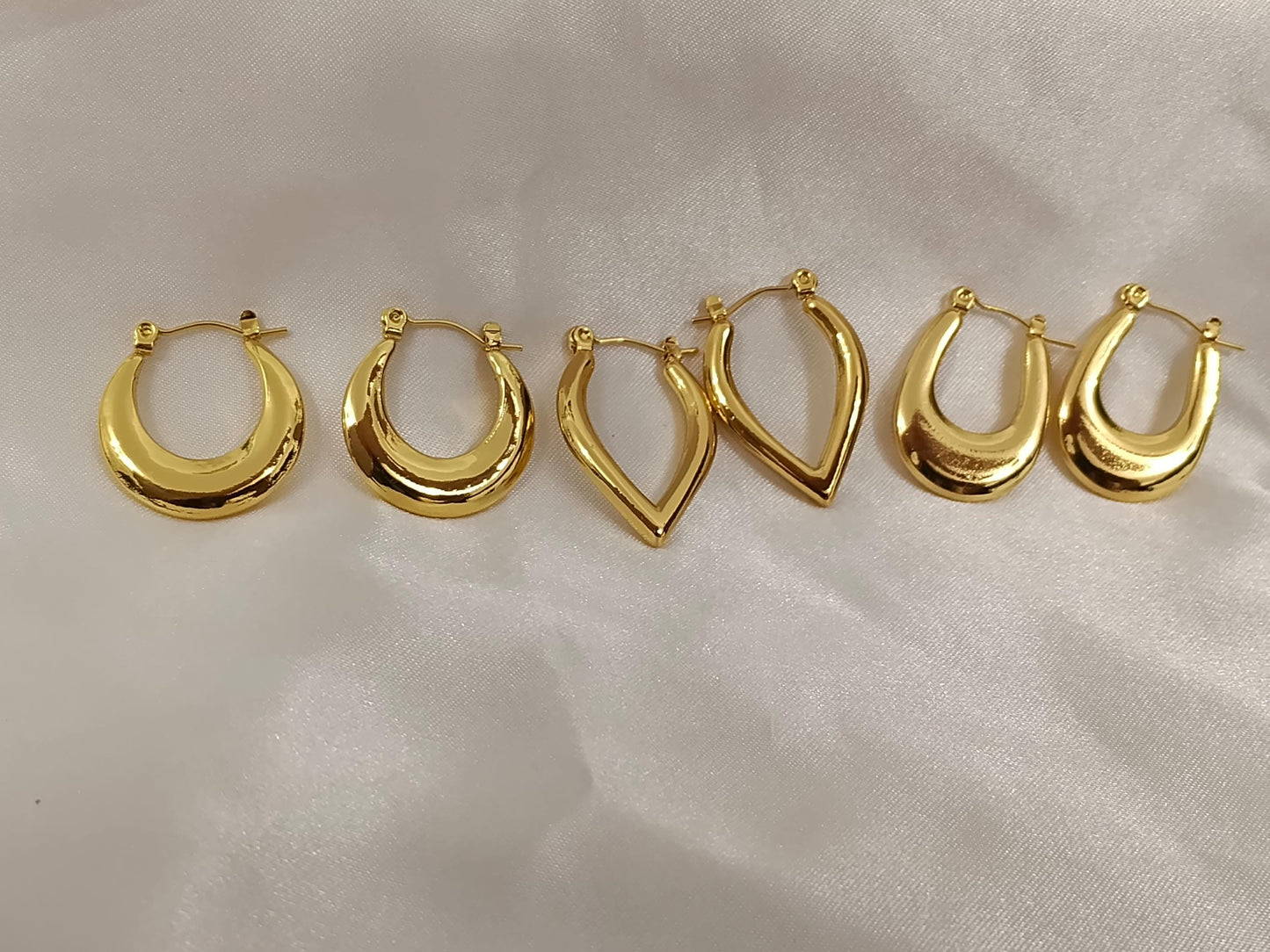 Pendientes de aros Rectangulares, corazón, ovalado, pulidos en Acero Inoxidable con Baño de Oro 18K regalo para ella