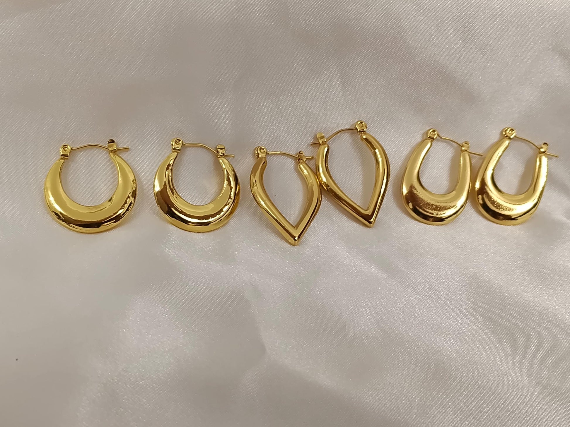 Pendientes de aros Rectangulares, corazón, ovalado, pulidos en Acero Inoxidable con Baño de Oro 18K regalo para ella