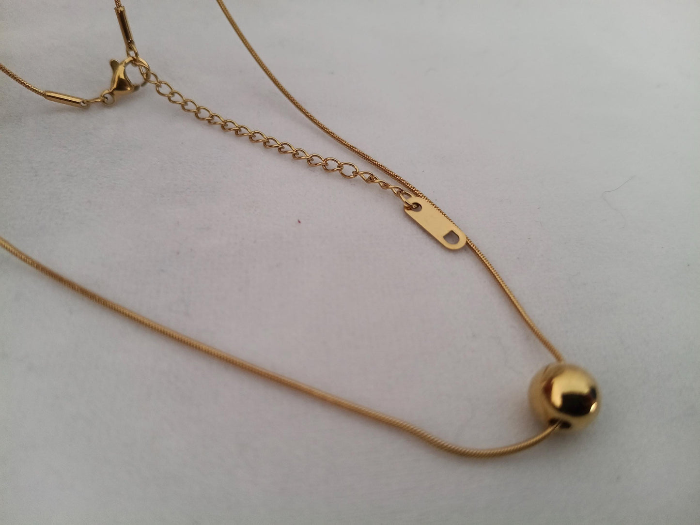 Collar con Colgante de Bola Pulida en Oro 18K (PVD) - Cadena Serpiente - 16" + 2"/40cm+5cm extension para mujeres