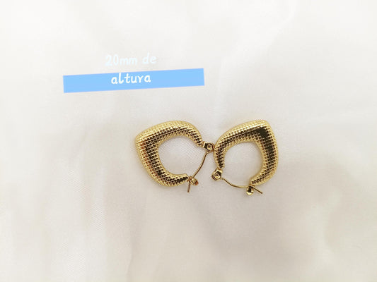 Pendientes de aro triangulares de estilo italiano, acero inoxidable con baño de oro de 18K y efecto brillante regalo para ella