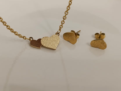 Conjunto de joyería: Collar y pendientes "Corazón Mate", acero inoxidable con baño de oro de 18K regalo para ella