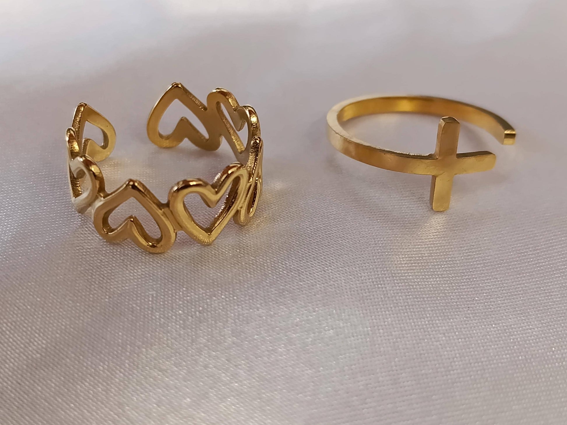 Set de Anillo Ajustable con corazon y cruz en Acero Inoxidable con Baño de Oro 18K regalos para ella