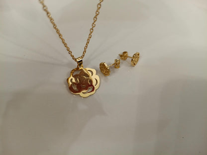 Conjunto de Joyería Floral "Peonía" en Acero Inoxidable con Baño de Oro 18K - Collar y Pendientes a Juego regalo para ella
