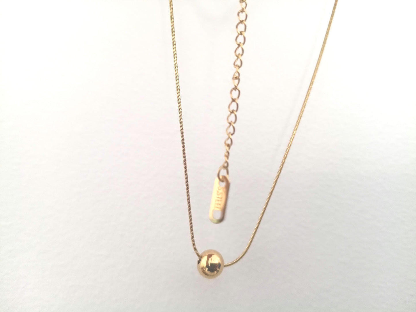 Collar con Colgante de Bola Pulida en Oro 18K (PVD) - Cadena Serpiente - 16" + 2"/40cm+5cm extension para mujeres