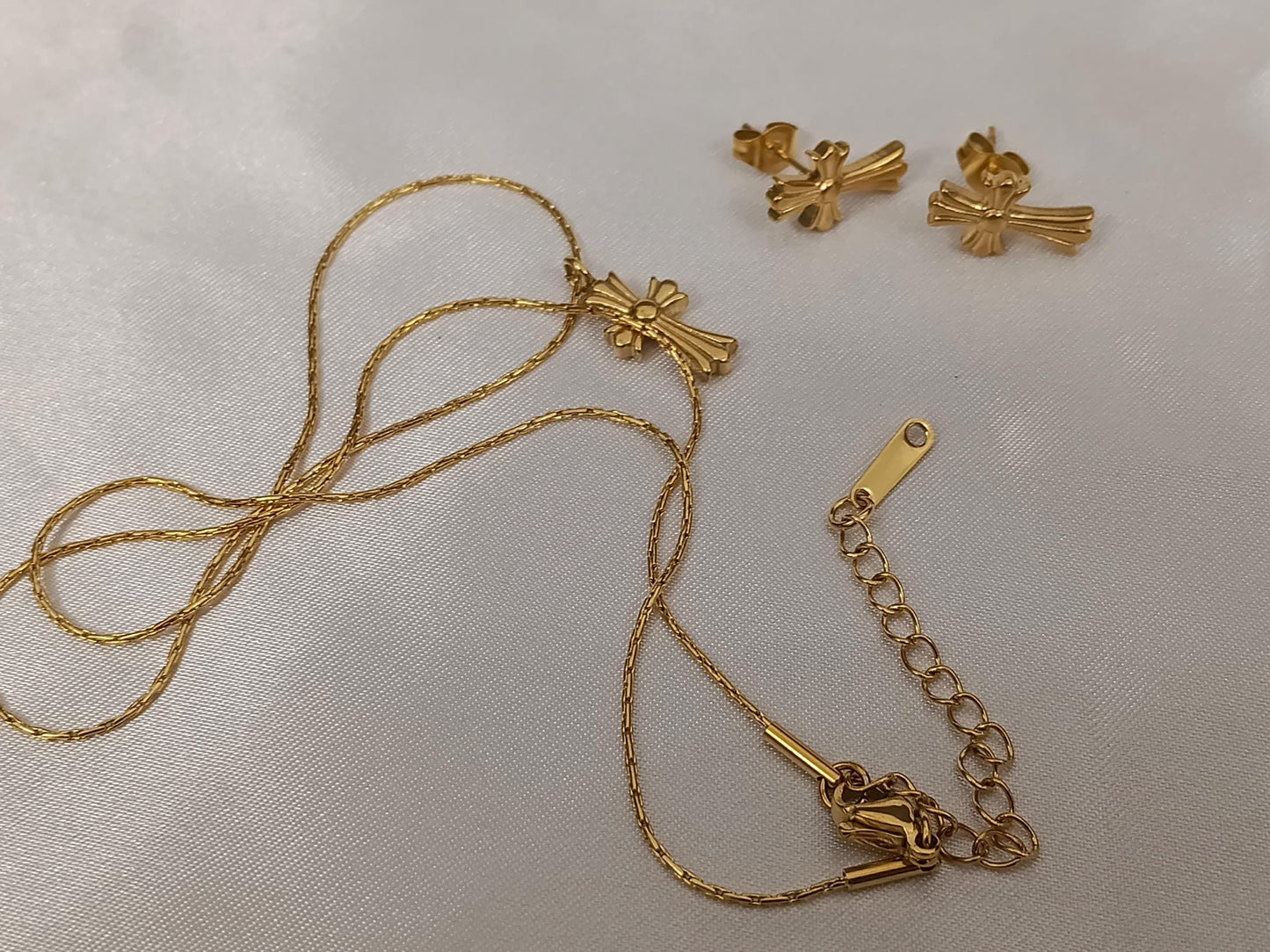 Conjunto de Collar de Cruz y Pendientes a juego Oro 18K - Acero Inoxidable, 45cm (17,6") regalo para ella