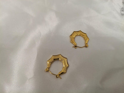 Pendientes de aros Octágono Clásicas en Acero Inoxidable con Baño de Oro 18K (Medida 20mm) regalo para ella